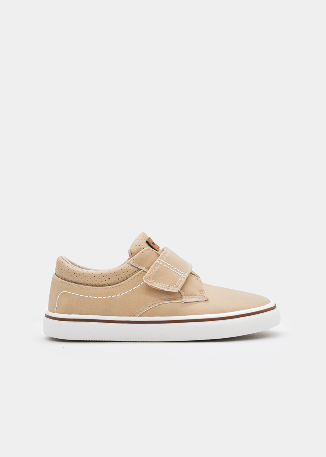 Sneaker με βέλκρο